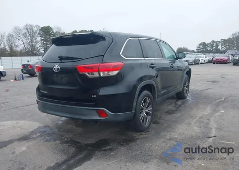 2019 Toyota Highlander Le Plus z USA, uszkodzony, nr VIN 5TDZZRFH8KS356078
